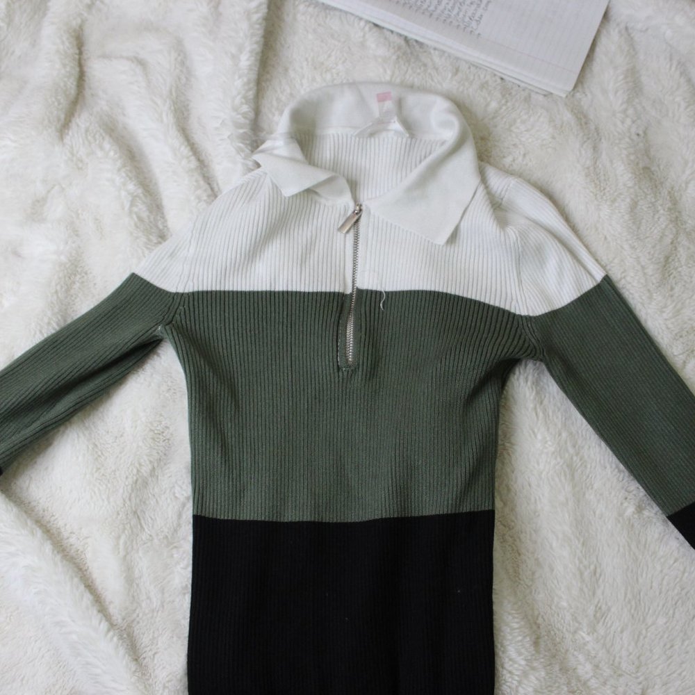 No Boundaries Long-sleeve Top -- Medium -- Nw/oT
